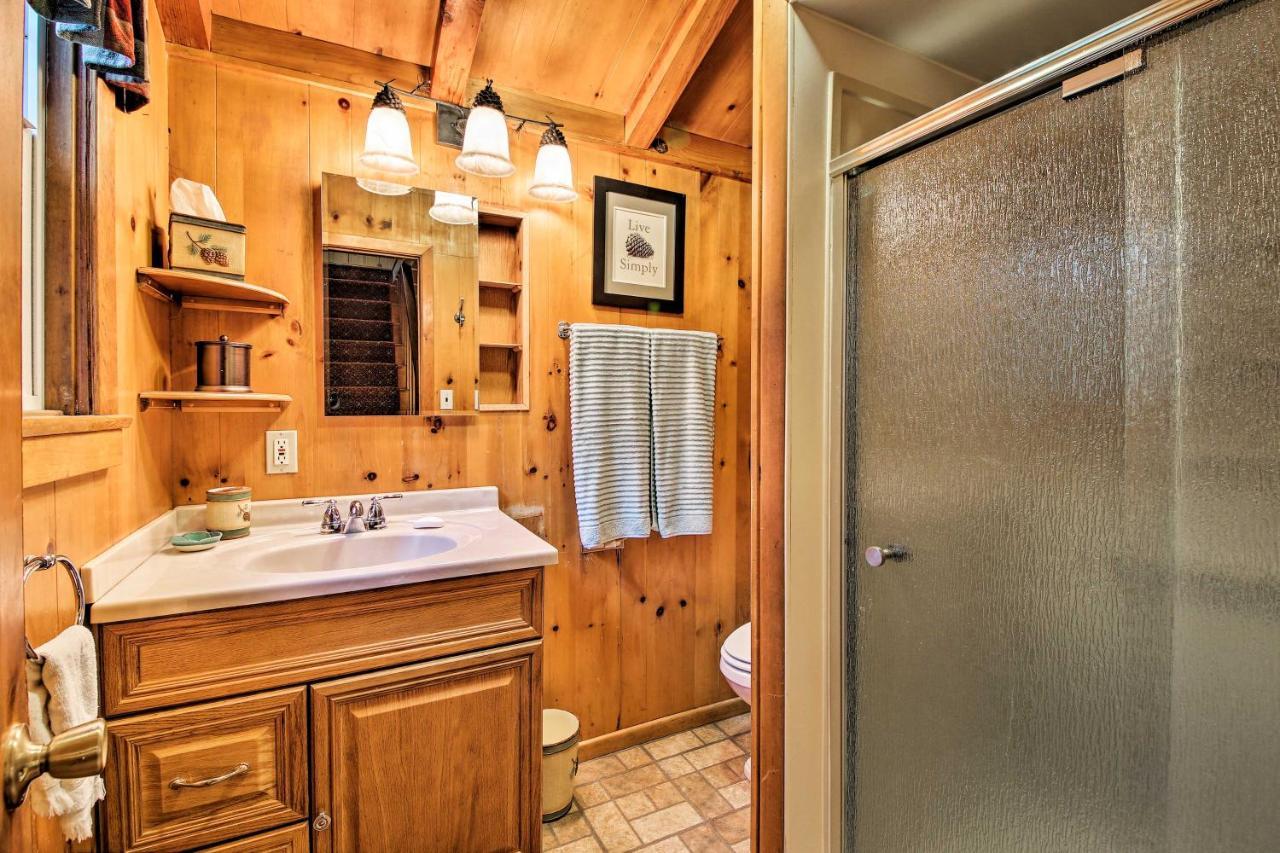 Vintage Snow White Cottage About 2 Miles To Village! Lake Arrowhead Exterior foto