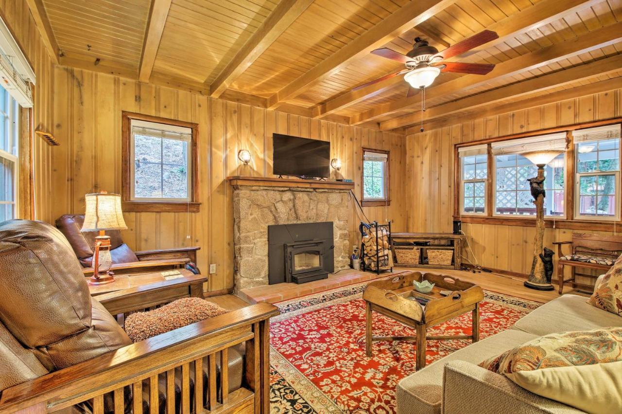 Vintage Snow White Cottage About 2 Miles To Village! Lake Arrowhead Exterior foto