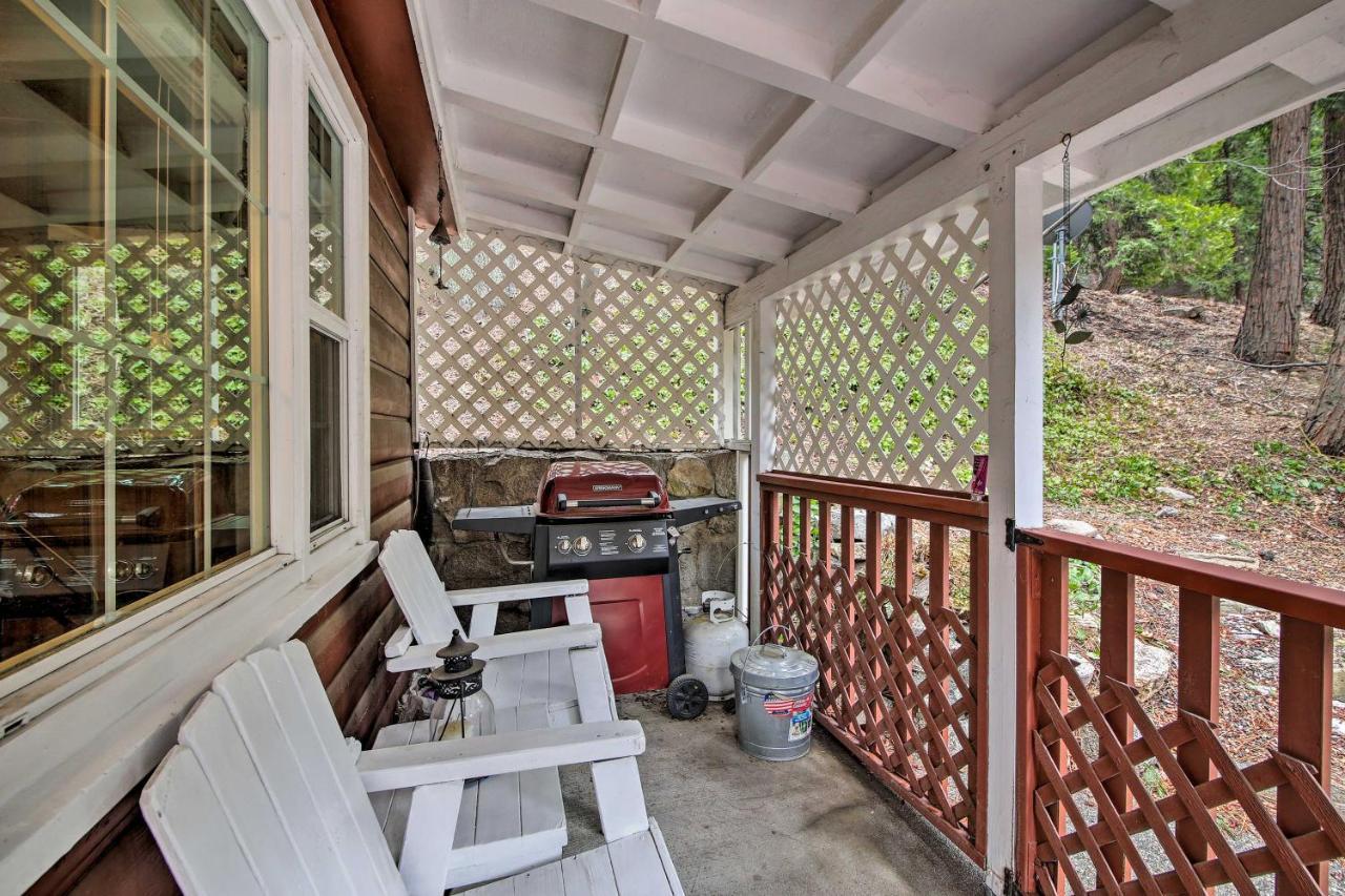 Vintage Snow White Cottage About 2 Miles To Village! Lake Arrowhead Exterior foto