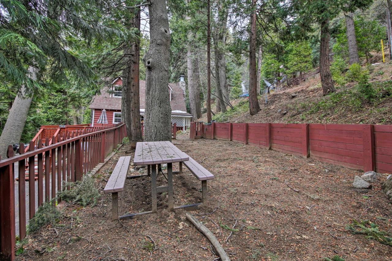 Vintage Snow White Cottage About 2 Miles To Village! Lake Arrowhead Exterior foto